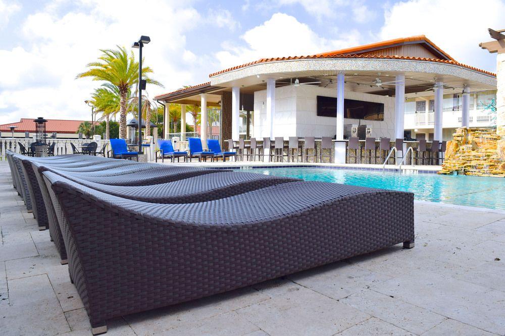 Quality Inn And Conference Center Tampa-Brandon Heartland Exterior foto