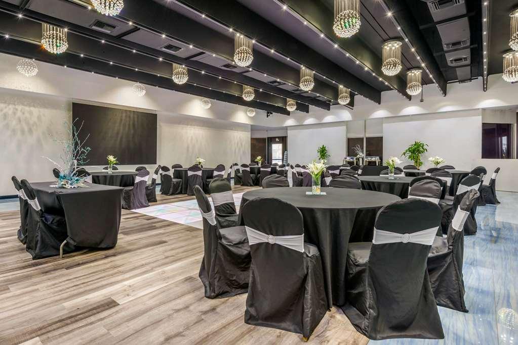 Quality Inn And Conference Center Tampa-Brandon Heartland Facilidades foto